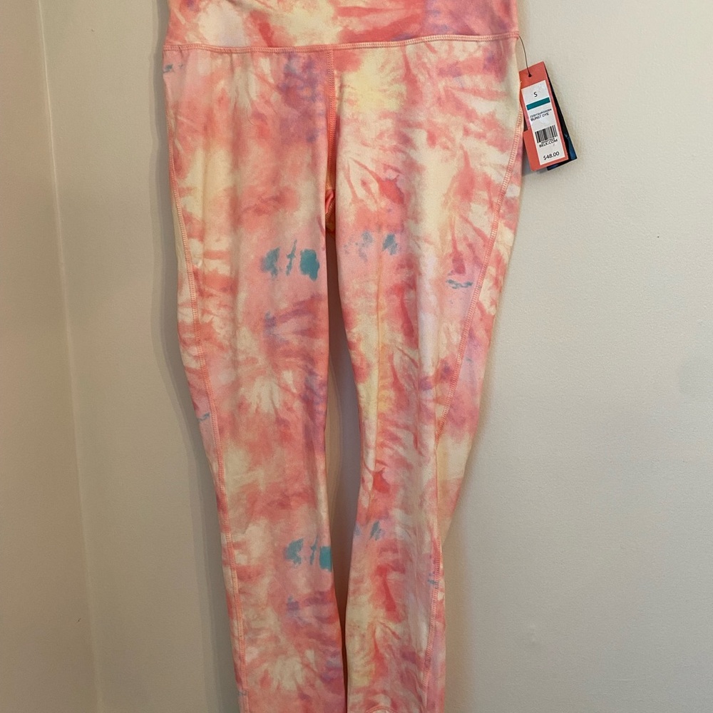 🌺Zelos leggings NWT size S